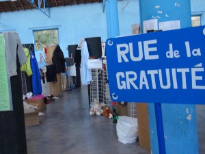 2011-rue-de-la-gratuite